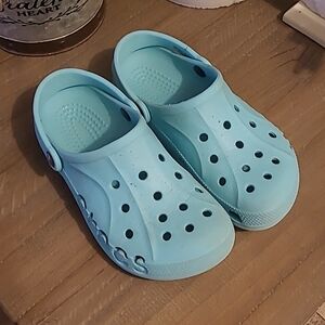 Women's Aqua Crocs